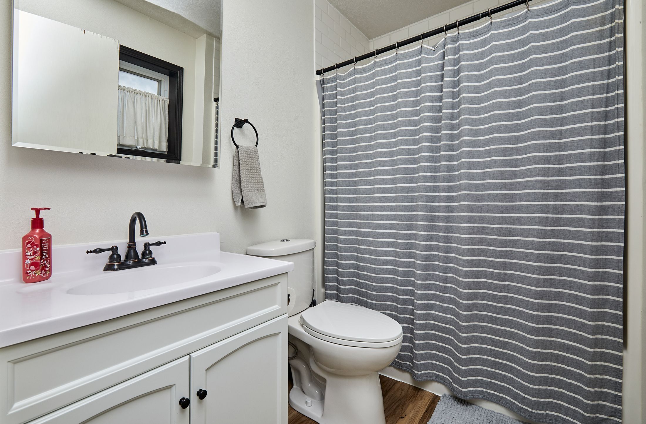 Listing Photo: 316 Oak St_022